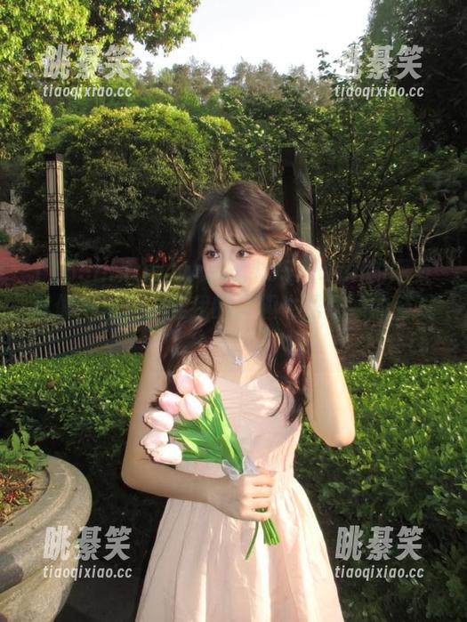 www.155hl.fun的网页就像一场秀，连我的兴趣也是奇妙的旁观者