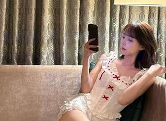 冲上718吃瓜网，观看各种奇奇怪怪的娱乐事，看完一脸懵逼，但依然乐此不疲！
