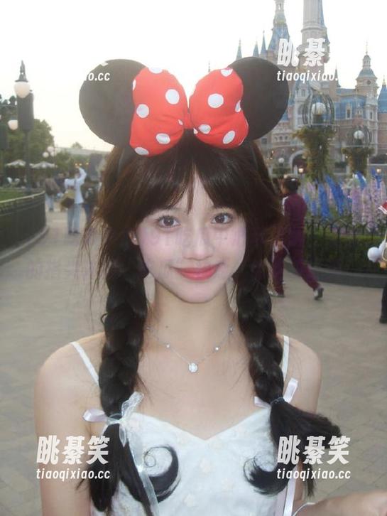 91吃瓜中心 91吃瓜中心苹果版,让你的指尖体验“吃瓜”快感,比吃饭还爽!