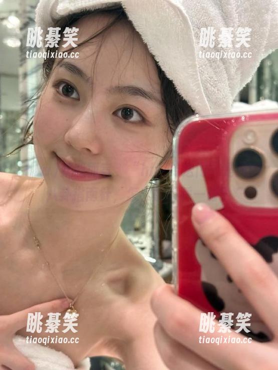 就我而言，“hlw传送门”是我的八卦指南针，怎么能不踩一脚？