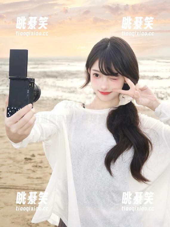 网址“zztt11”，除了吃瓜，还有道德审判，眼球都快掉了！