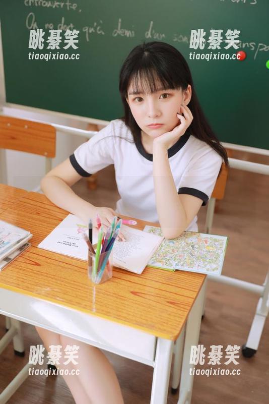 今日吃瓜：链接网红黑料，反差大到能出专辑！