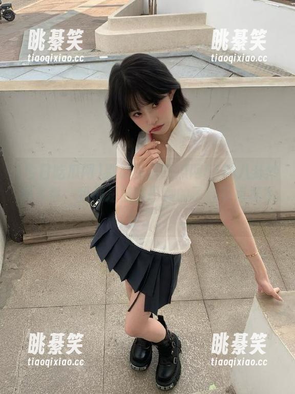 别说今日吃瓜网51的八卦炒得多香，我都是被嘴巴馋的了，有点忍不住了。