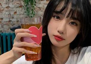 免费吃瓜网苹果版，别怕，来这儿肆无忌惮地瞎聊