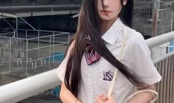 一边下载吃瓜不打烊91，一边想：这个瓜到底能吃多久，哈哈哈！