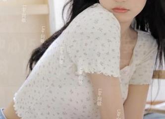 517吃瓜中心网安卓APP真不赖，吃瓜的同时还能刷广告。