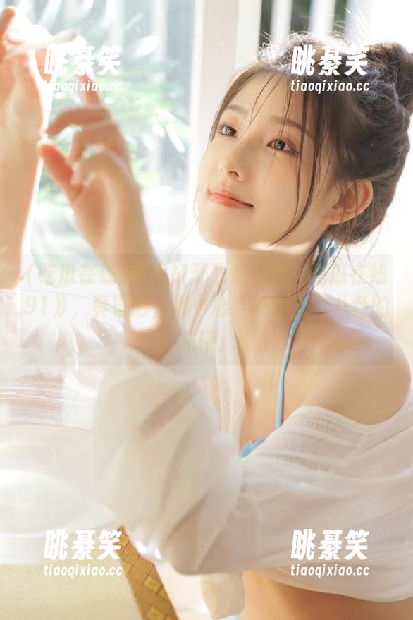 每次打开下载后的《吃瓜在线91》，真冒险，得小心“被镀上”八卦的光环。