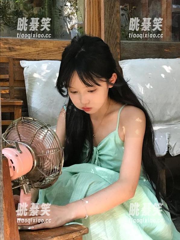 想追踪最新的瓜事？“我要吃瓜网”直达你的八卦足迹！