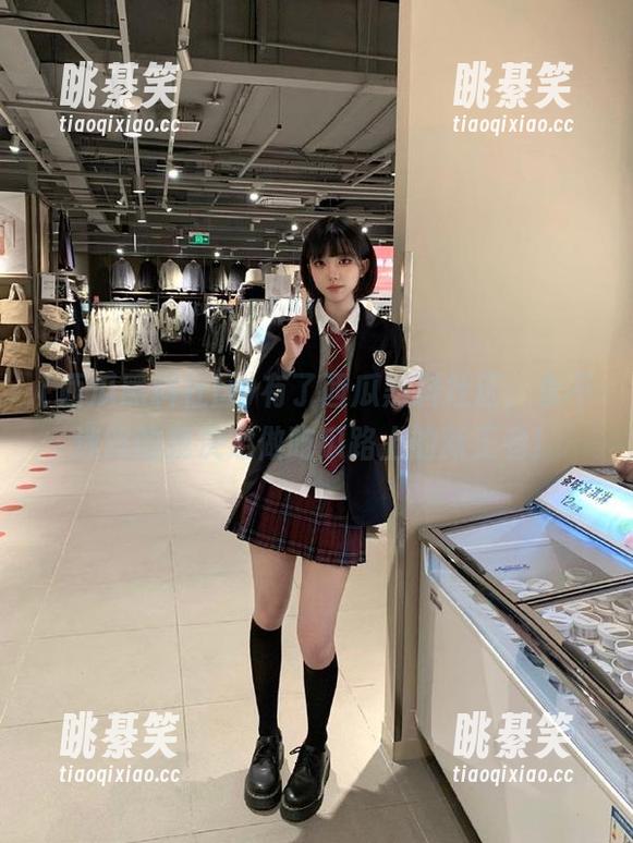 有了西瓜黑料社区，永不迷路的我决定做吃瓜路上的新王者！