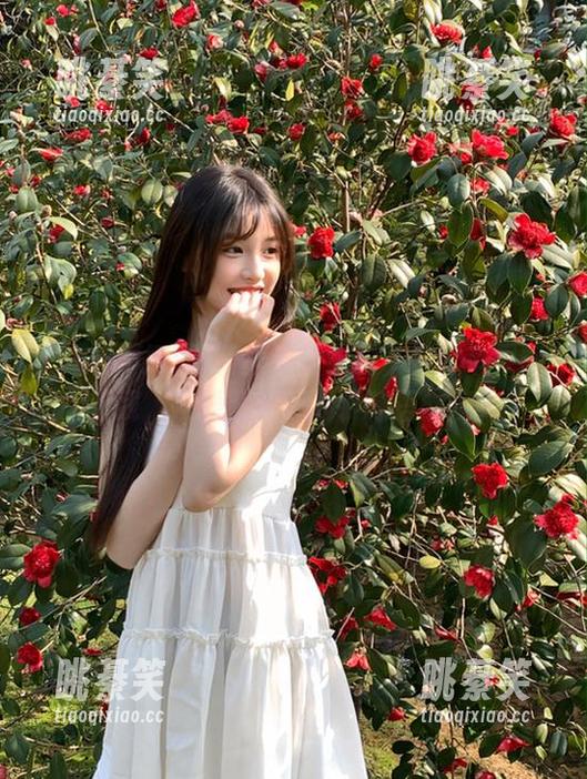 万里长征黑料不打烊苹果版上线，在线蘑菇玩起了谜语游戏？