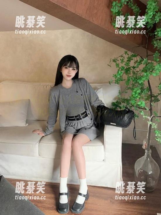 让人意想不到的黑料不打烊，00后们在网站上玩得火热。