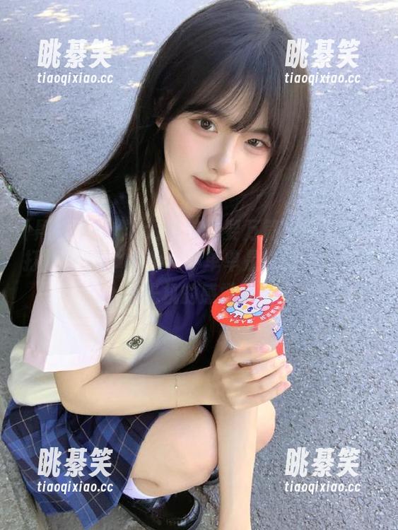 非常需要万篇长征黑料不打烊so这个app，不单单是吃瓜，有导航时光机的感觉呢。
