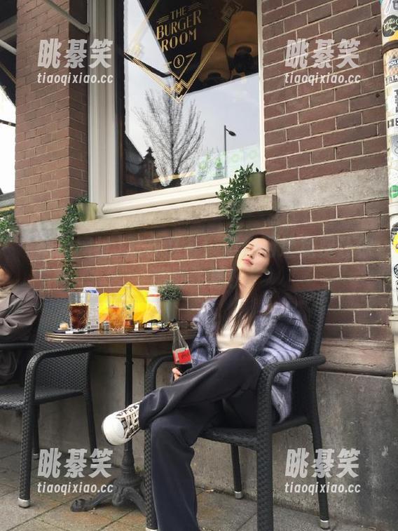 熬夜必备！黑料网址免费让你嗨到飞起！