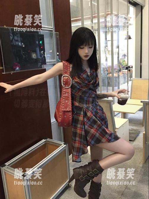 在线追剧？！黑网料的网址让一切都变得那么离奇，不过也真奇葩啊。